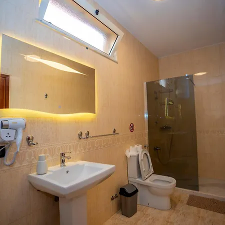 Pepe فندق مبيت وإفطار *